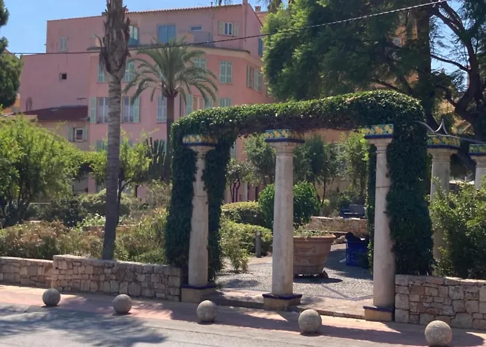 La Cigale Bord De Menton