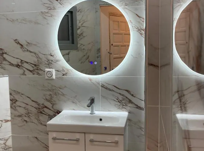 La Cigale Bord De Μεντόν