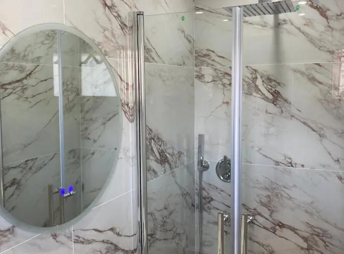 Διαμέρισμα La Cigale Bord De Μεντόν