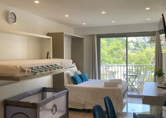 아파트 La Cigale Bord De 멍똥